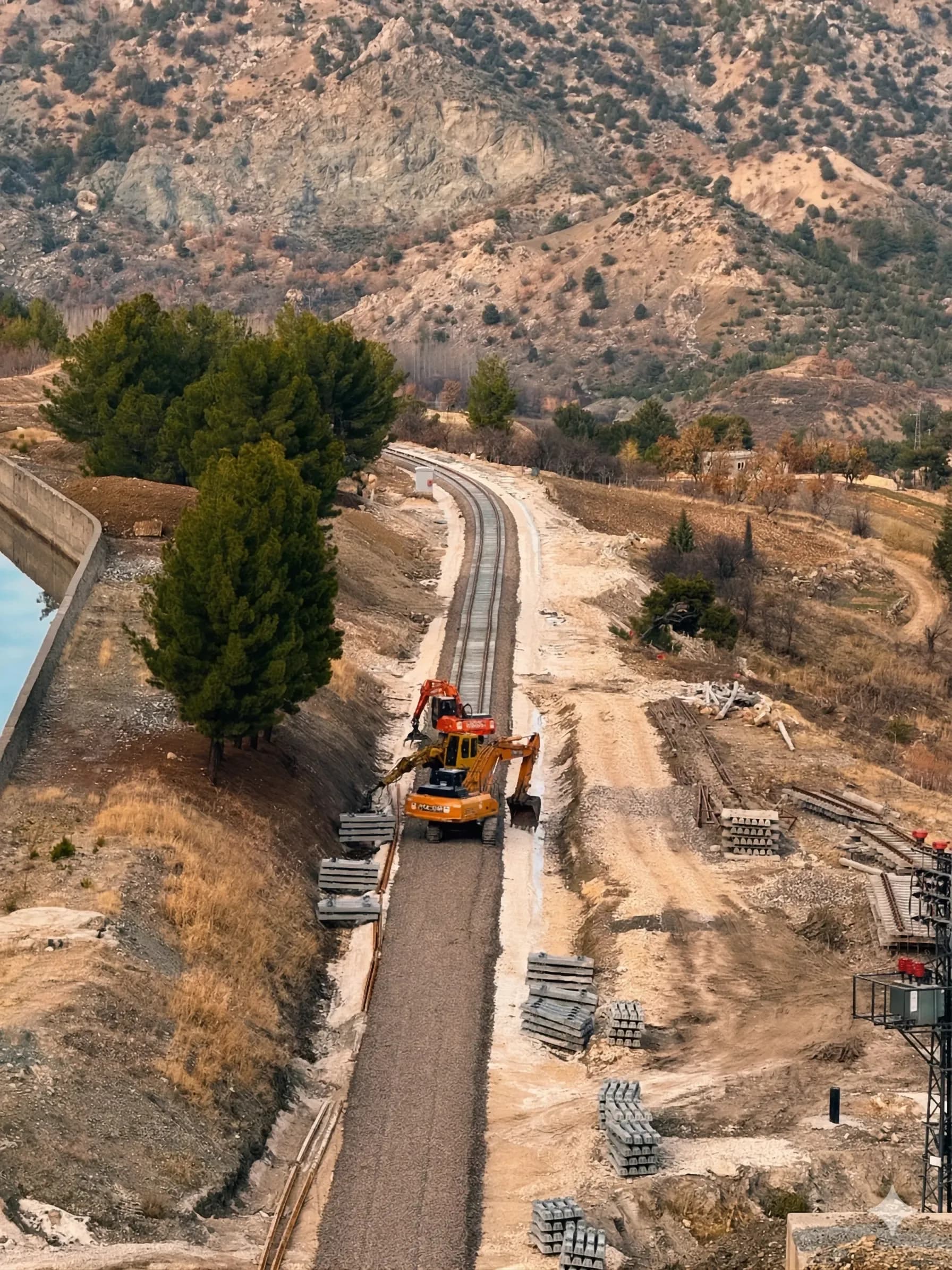 Demiryolu Alt ve Üst Yapı